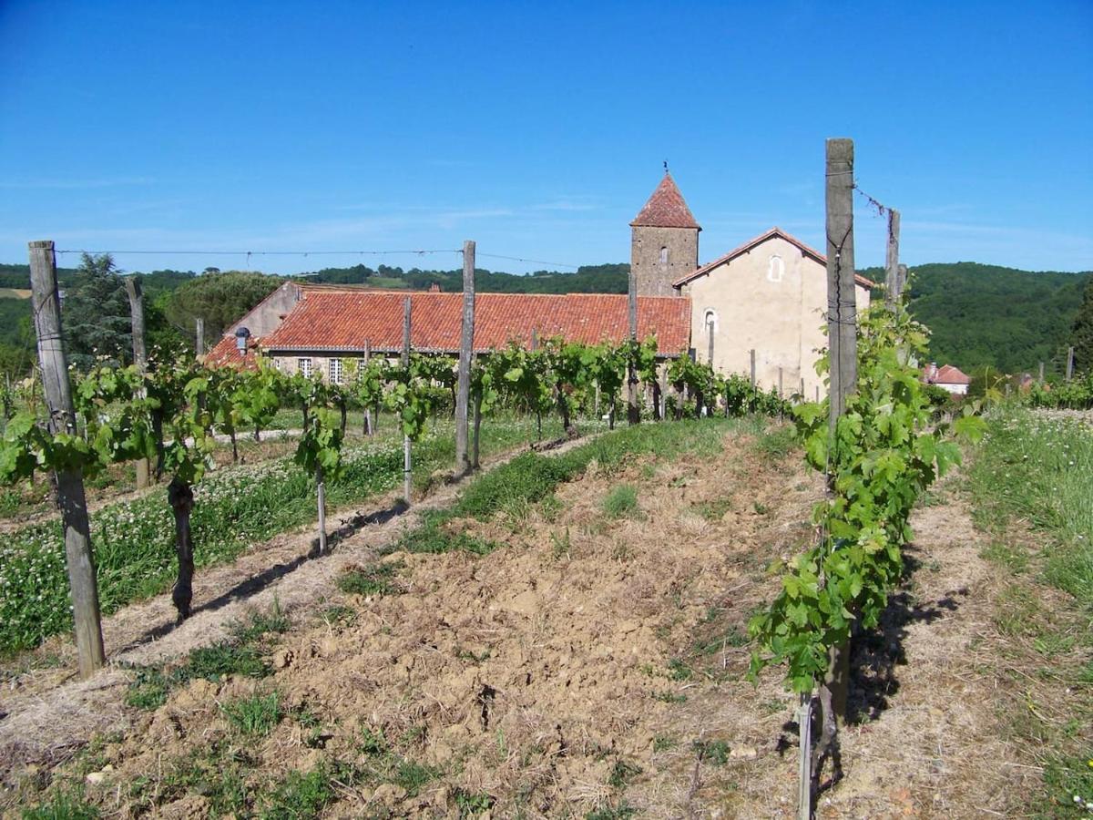 Gite, Jacuzzi & Vin Au Grenier De Madiran Exterior foto